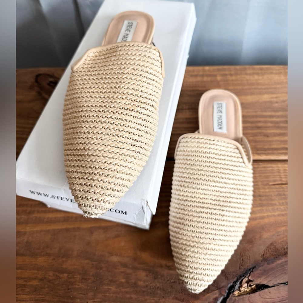 Steve Madden Rattan Mules - Picture 3 of 4